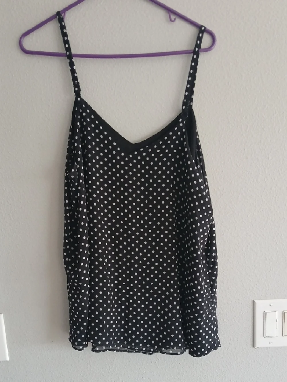 torrid Sophie Size 0 Xl Black & White Polka Dot V-Neck Spaghetti Strap Camisole - Picture 2 of 3